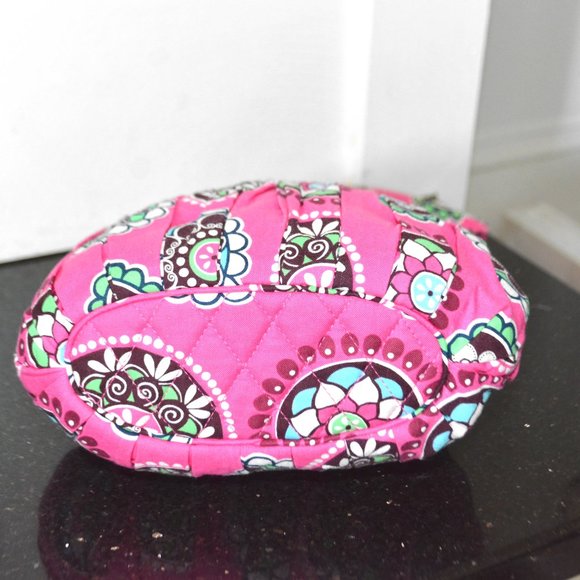 VERA BRADLEY // Pretty in Pink Pleated Shoulder Bag - Picture 7 of 12